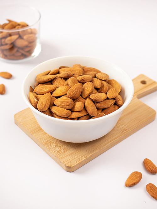 Premium Almonds ,ಬಾದಾಮಿ (Farm Fresh & Nutrient-Rich Almond Nuts)